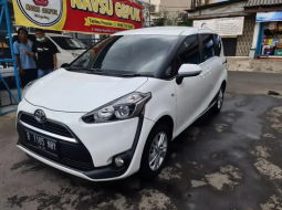 Dijual Cepat Toyota Sienta G 2016 di DKI Jakarta 3