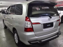 Dijual Cepat Toyota Kijang Innova 2.0 G 2014 di DKI Jakarta 4