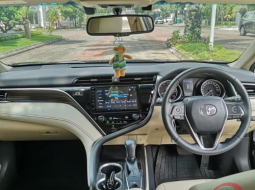 Dijual Mobil Toyota Camry V 2019 di DIY Yogyakarta 4