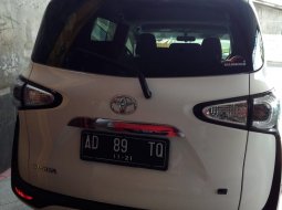 Dijual Mobil Toyota Sienta G 2016 di DIY Yogyakarta 4