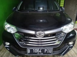 Jual Mobil Bekas Daihatsu Xenia X DELUXE 2017 di Bekasi 4