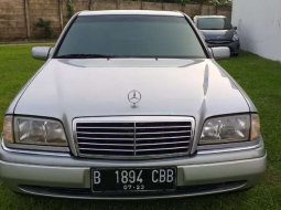 Mobil Mercedes-Benz C-Class 1997 230 terbaik di Banten 19