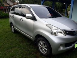 Mobil Toyota Avanza 2012 G terbaik di Lampung 5