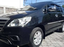 Jual cepat Toyota Kijang Innova E 2.0 2013 di Bali 7