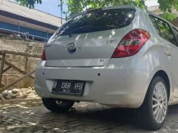 Jual Hyundai I20 GL 2010 harga murah di Banten 2