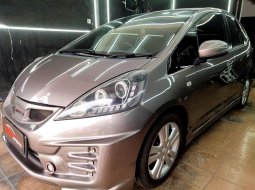 Dijual cepat Honda Jazz 1.5 S 2009 Bekas, DKI Jakarta 9