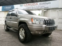Dijual Cepat Jeep Grand Cherokee V8 5.7 Automatic 2000 di DKI Jakarta 3