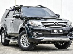 Dijual Cepat Toyota Fortuner G Luxury 2012 di DKI Jakarta 1