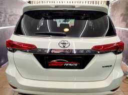 DKI Jakarta, Mobil bekas Toyota Fortuner 2.4 VRZ 2017 Putih Dijual 6