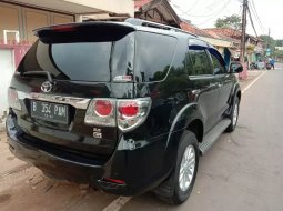 Dijual cepat Toyota Fortuner G AT 2011, DKI Jakarta 7