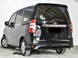 Dijual cepat Toyota NAV1 V 2013, Depok  4