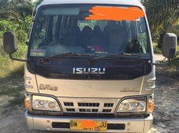 Jual Mobil Bekas Isuzu Minibus Elf 2.8 Minibus Diesel 2016 di Riau 5
