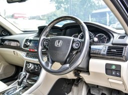 Dijual Cepat Honda Accord VTi-L 2015 di DKI Jakarta 5