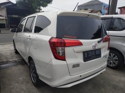 Jual Mobil Bekas Toyota Calya E 2018 di Bekasi 2