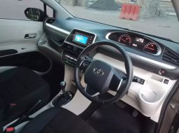 Bekasi, Dijual cepat Toyota Sienta V AT 2017 terbaik 4