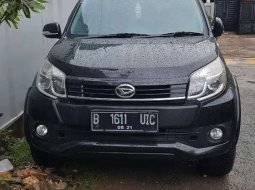 Jual Daihatsu Terios R 2016 harga murah di Jawa Barat 5