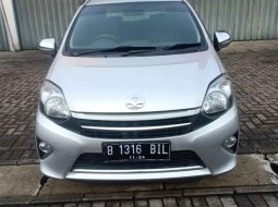 Toyota Agya 2014 Jawa Barat dijual dengan harga termurah 3