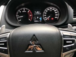 Dijual mobil bekas Mitsubishi Pajero Sport Dakar, Jawa Timur  4