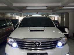 Dijual Cepat Toyota Fortuner TRD 2012 di Jawa Timur 8