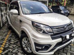 Jual Mobil Bekas Daihatsu Terios ADVENTURE R 2015 di Depok 2