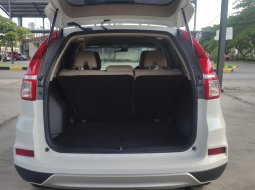 Jual Mobil Bekas Honda CR-V 2.0 Prestige 2015 Terawat di Bekasi 4