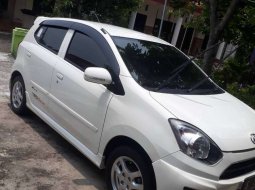 Jual mobil bekas murah Daihatsu Ayla M 2015 di Jawa Timur 5