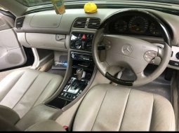 Jual mobil Mercedes-Benz CLK 200 2000 bekas, DKI Jakarta 3