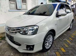 Jual mobil bekas murah Toyota Etios Valco G 2014 di Jawa Timur 3