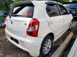 Jual mobil bekas murah Toyota Etios Valco G 2014 di Jawa Timur 1