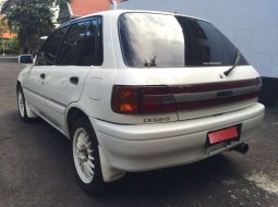 Mobil Toyota Starlet 1993 terbaik di Jawa Timur 8