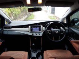 Jual Mobil Bekas Toyota Kijang Innova 2.4G 2017 di DKI Jakarta 10