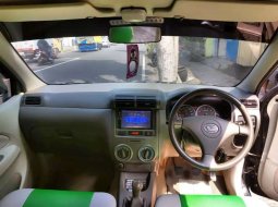 Mobil Daihatsu Xenia 2011 Li dijual, Jawa Timur 6