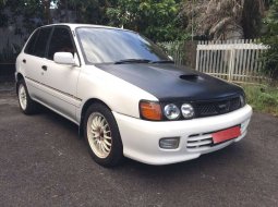 Mobil Toyota Starlet 1993 terbaik di Jawa Timur 2