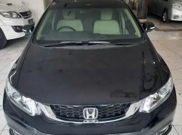 Dijual Cepat Honda Civic 1.8 AT 2015 di Bekasi 3