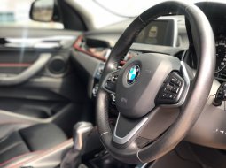 Jual mobil BMW X1 sDrive18i xLine 2017 terbaik, Jawa Timur 3