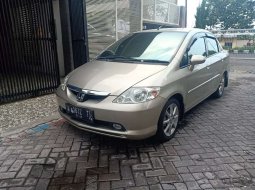 Jual cepat Honda City VTEC 2005 di Jawa Timur 11