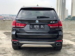 Dijual Cepat BMW X5 xDrive35i xLine 2017 Istimewa di Jawa Timur 4