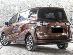 Jual Cepat Mobil Toyota Sienta V 2017 di DKI Jakarta 4