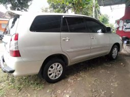 Dijual mobil bekas Toyota Kijang Innova 2.0 G, Jawa Tengah  2