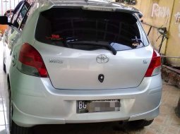 Jual Toyota Yaris E 2010 harga murah di Sumatra Selatan 7