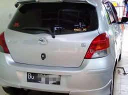 Jual Toyota Yaris E 2010 harga murah di Sumatra Selatan 5