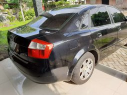 Mobil Audi A4 2004 2.0 Automatic dijual, Jawa Timur 4