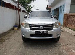 Sumatra Utara, jual mobil Ford Everest Limited 2011 dengan harga terjangkau 1