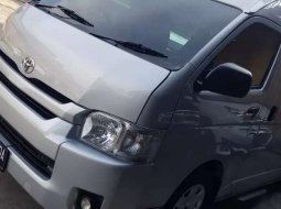 DKI Jakarta, Toyota Hiace High Grade Commuter 2018 kondisi terawat 1