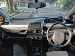 Jual Cepat Toyota Sienta G AT 2016 di Bekasi 5