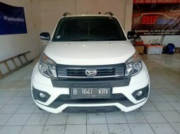 Dijual Mobil Daihatsu Terios R MT 2015 di Bekasi 5