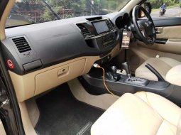 Jual mobil Toyota Fortuner G 2014 bekas, Jawa Timur 12