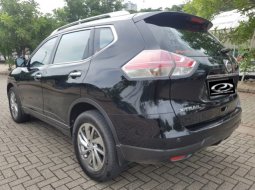 Dijual Mobil Nissan X-Trail 2.5 CVT AT 2017 Terbaik, Tangerang  5