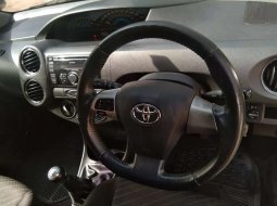 Jawa Barat, Toyota Etios Valco G 2015 kondisi terawat 10