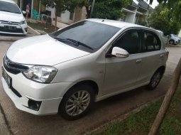 Jawa Barat, Toyota Etios Valco G 2015 kondisi terawat 4